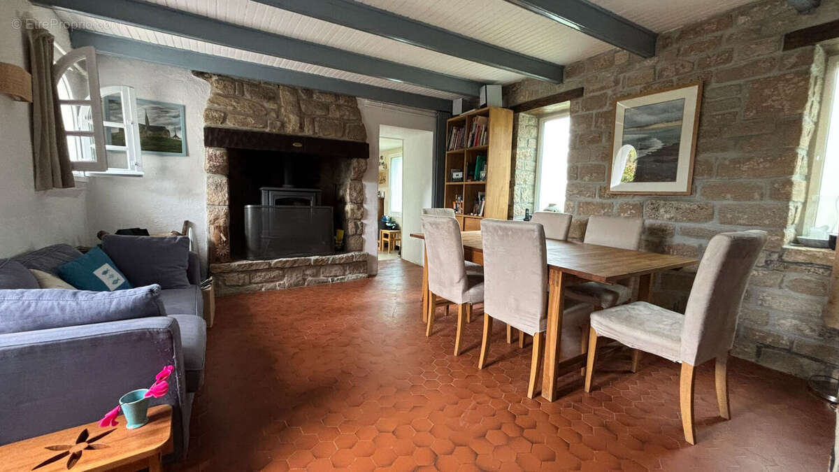 Maison à PLONEOUR-LANVERN