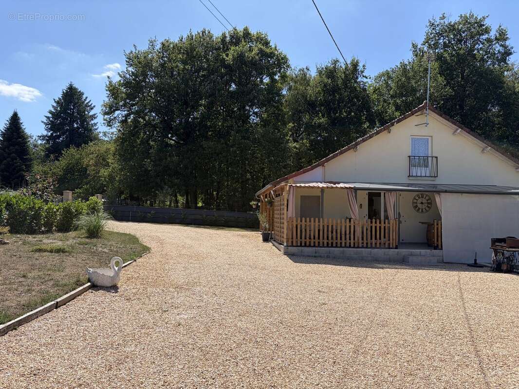 Charmante maison à Piégut-Pluviers - photo 11