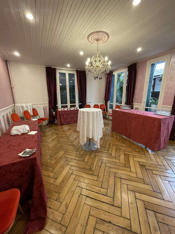 Commerce à MAISONS-ALFORT