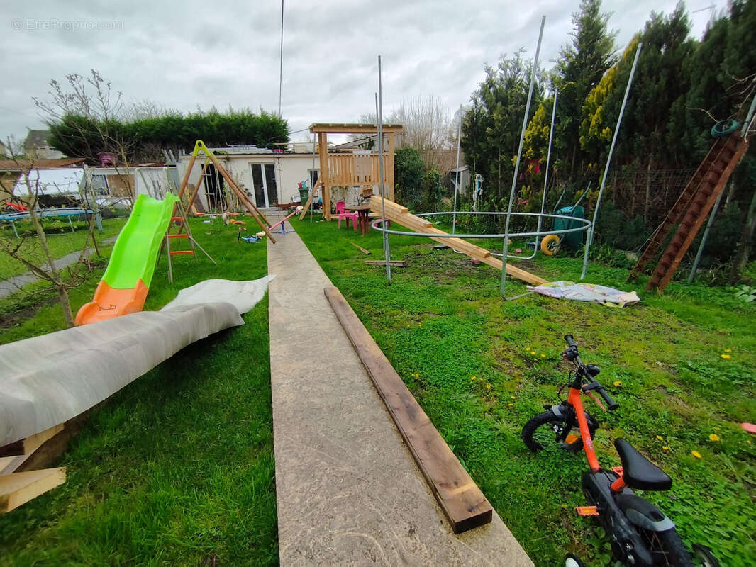 Maison à MITRY-MORY