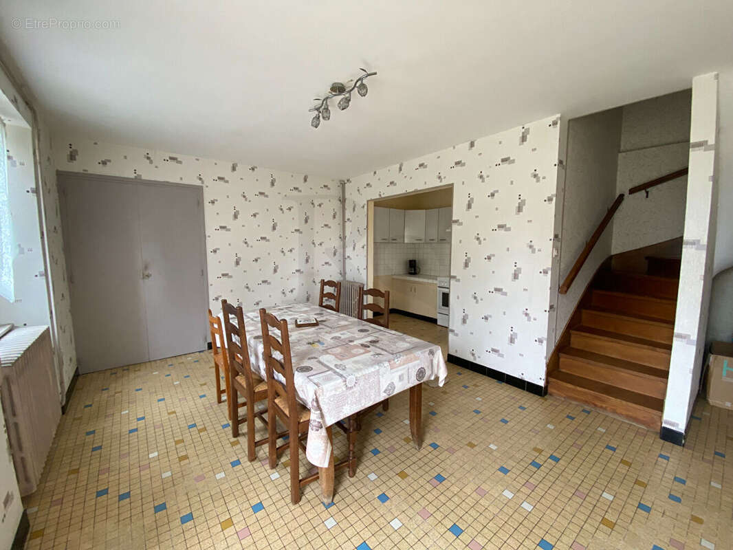 Maison à SAINT-DENIS-MAISONCELLES