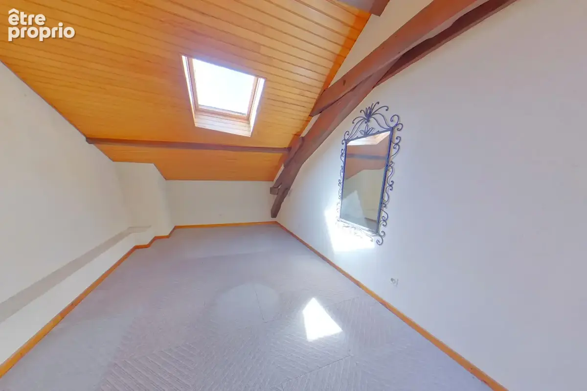 Appartement + 2 garages + dépendance , au centre de Caussade. Superbe projet ! - photo 8