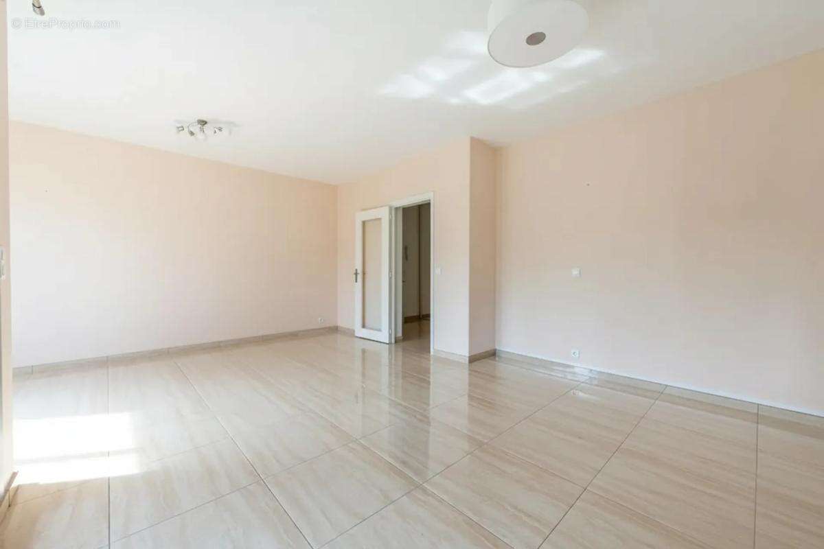 Appartement à GOUVIEUX