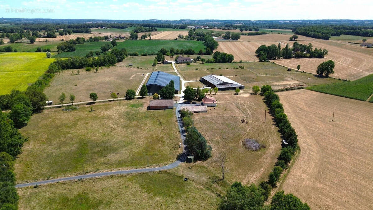 Maison à MAZIERES-NARESSE