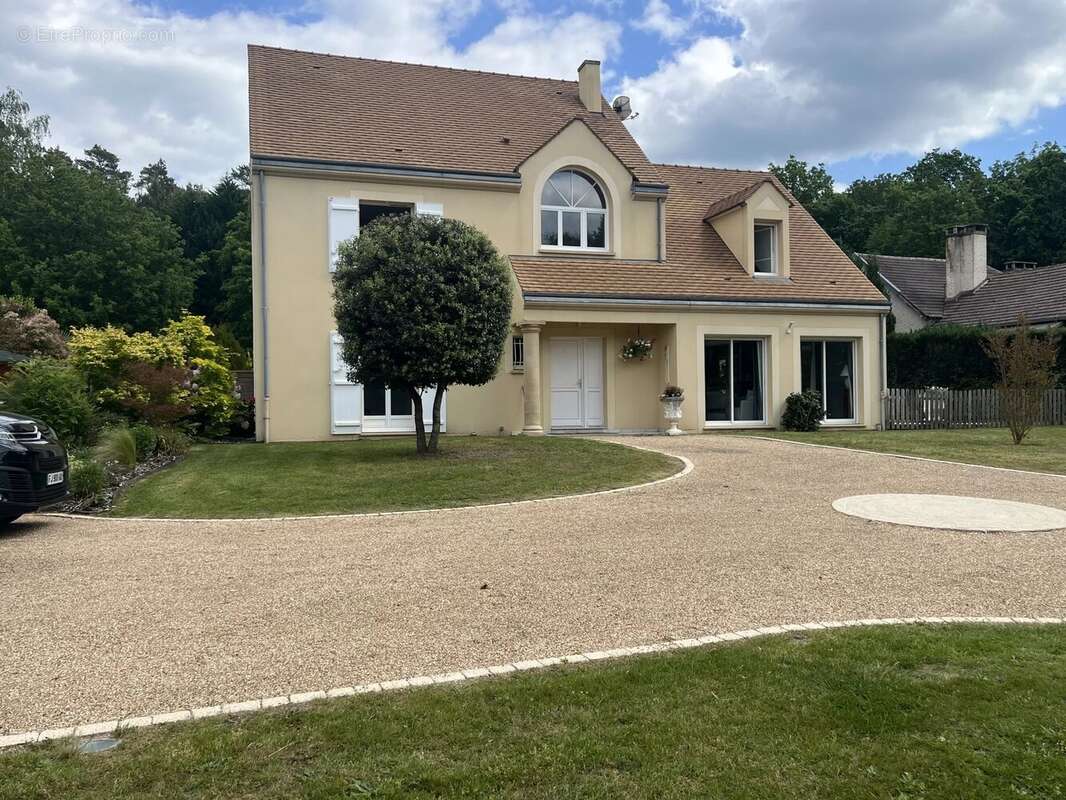 Maison à RAMBOUILLET