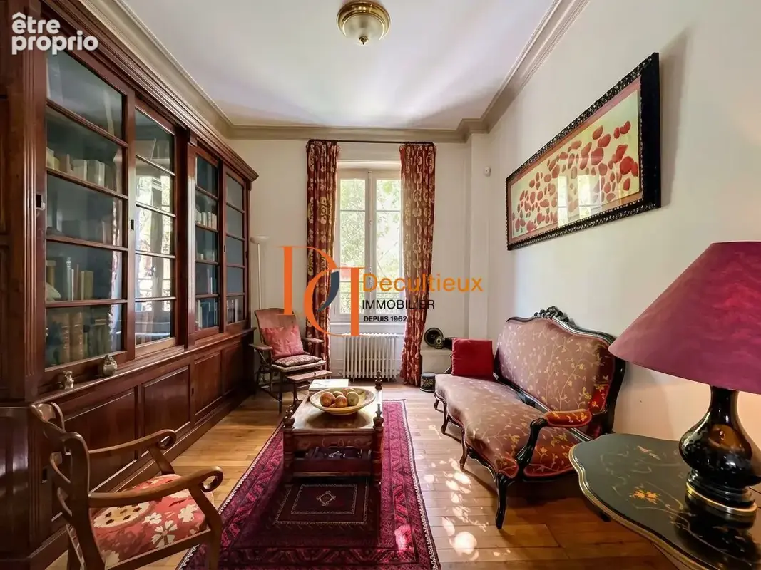 Maison 8 pièces 183 m² à vendre à Villeurbanne (69100) - photo 5