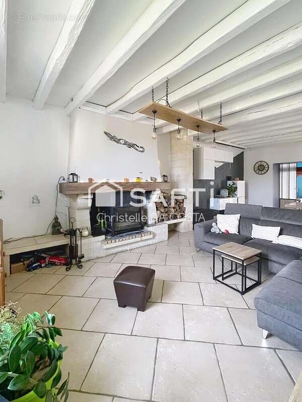 Photo 3 - Maison à COURPALAY
