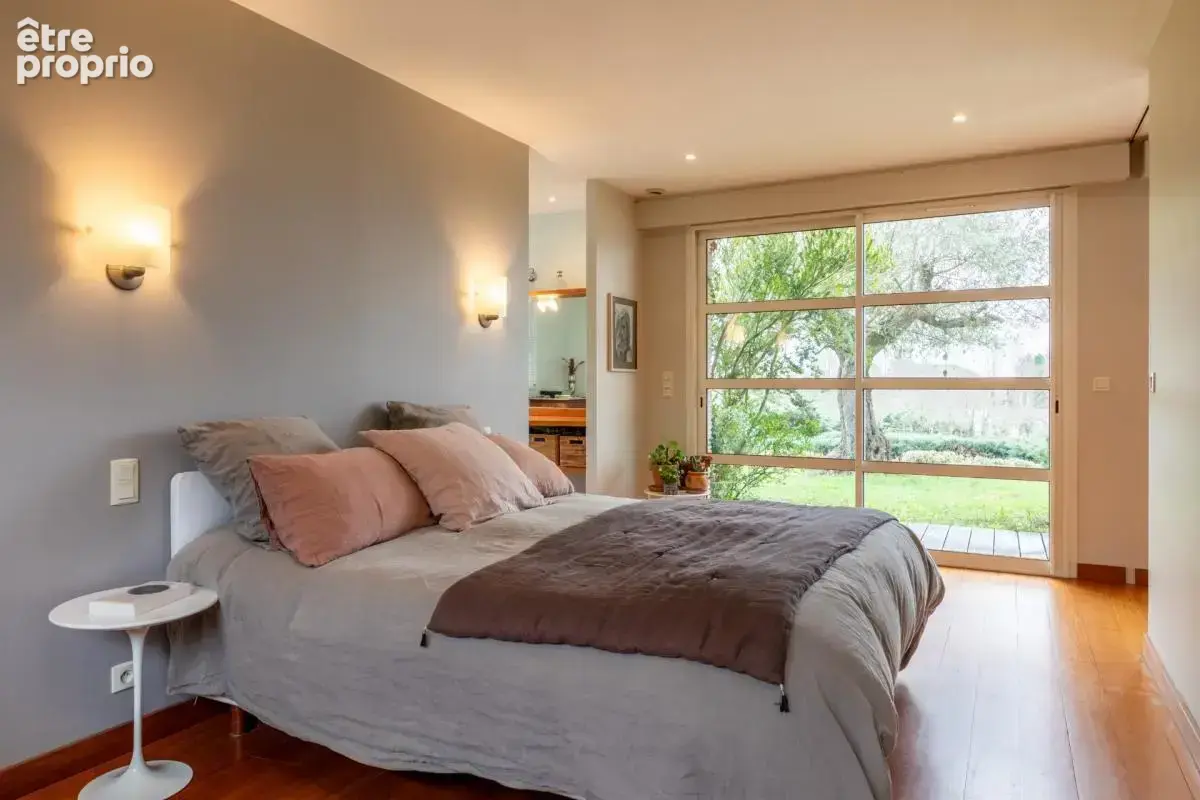 Propriété d’architecte avec piscine au cœur de 3,7 hectares – Villeneuve sur lot (47) - photo 9