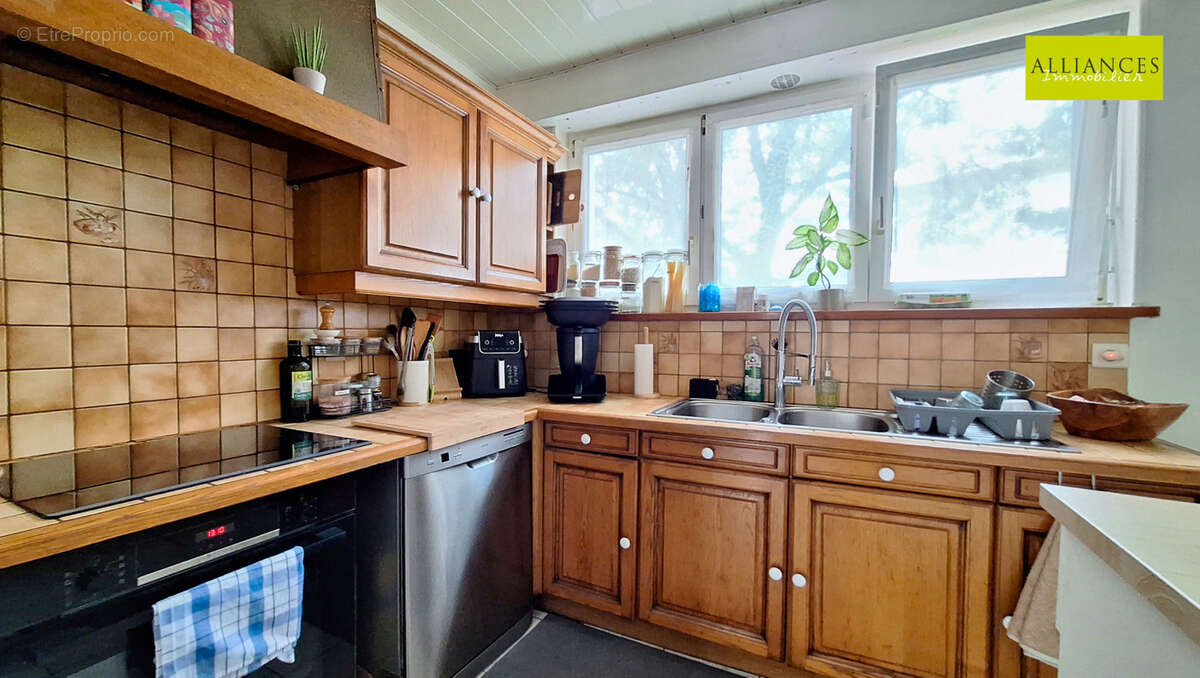 Appartement 3 pièces de 76 m2 Lumineux, chaleureux et idéalement situé ! - photo 14