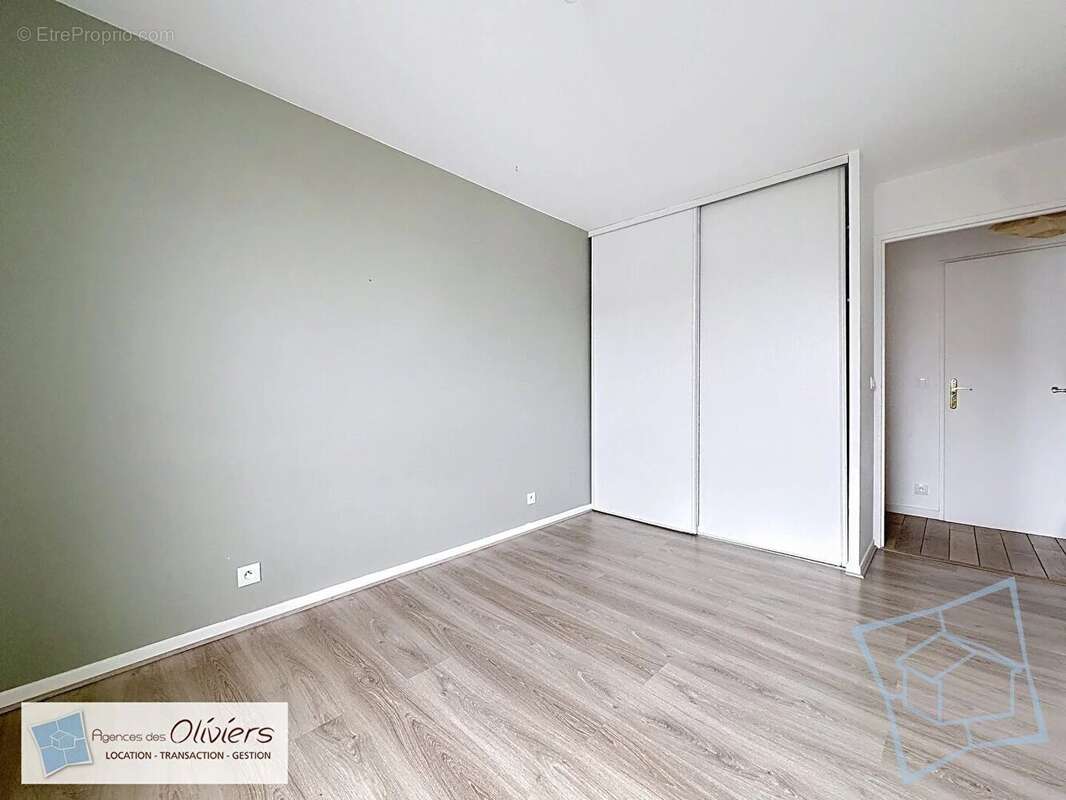 Appartement à MONTIGNY-LE-BRETONNEUX