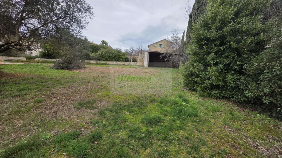 Terrain à SATURARGUES