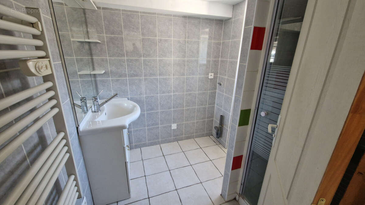 Appartement à SAINT-ALBAN-LEYSSE