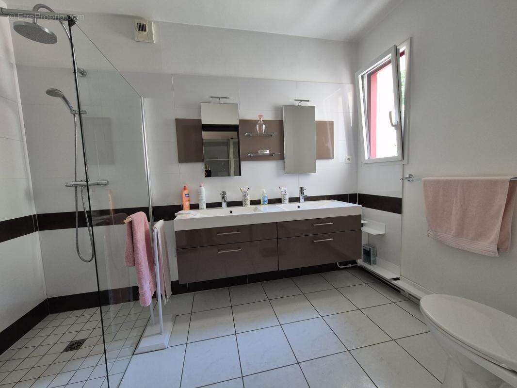 Maison contemporaine rare à Quintin   Plain-pied avec jardin - photo 9