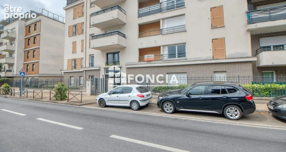 Eragny (95) - A 2 pas de la gare d'Eragny et des commerces - Appartement T2 de 38,5 m² avec balcon - 1er étage - parking double  - photo 3