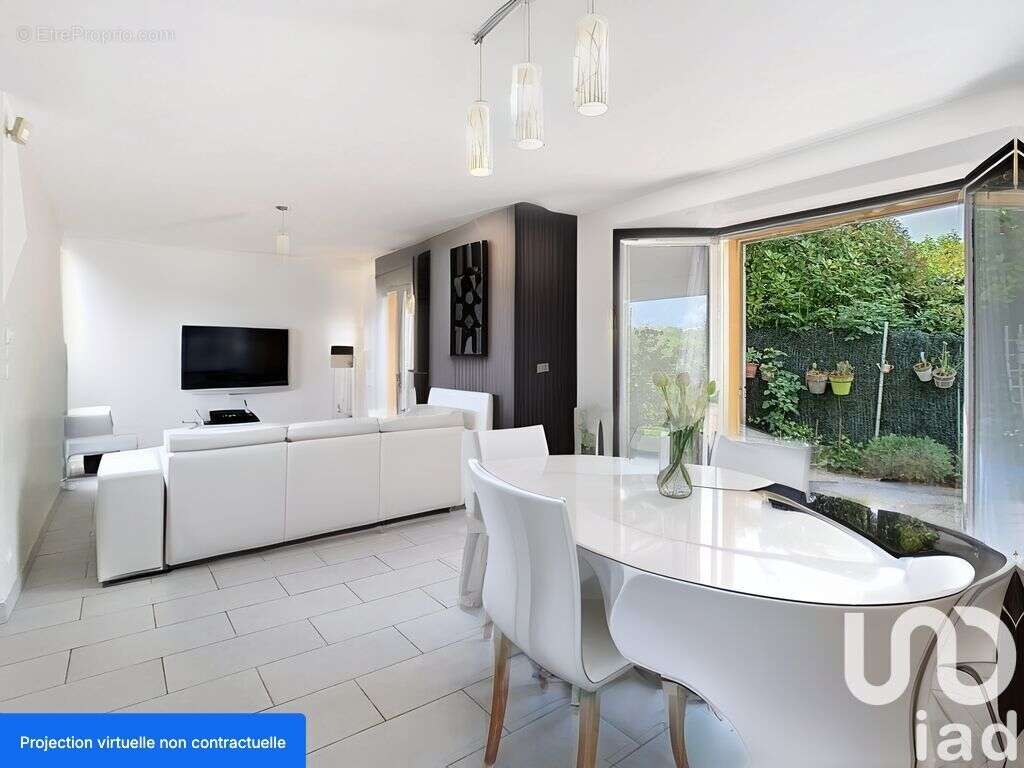 Photo 4 - Maison à FRANCHEVILLE