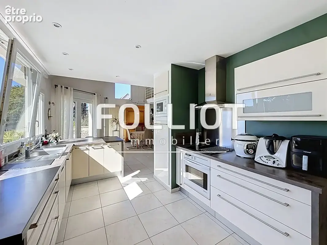 A VENDRE Maison Jullouville 5 pièce(s) 181 m2 - photo 6