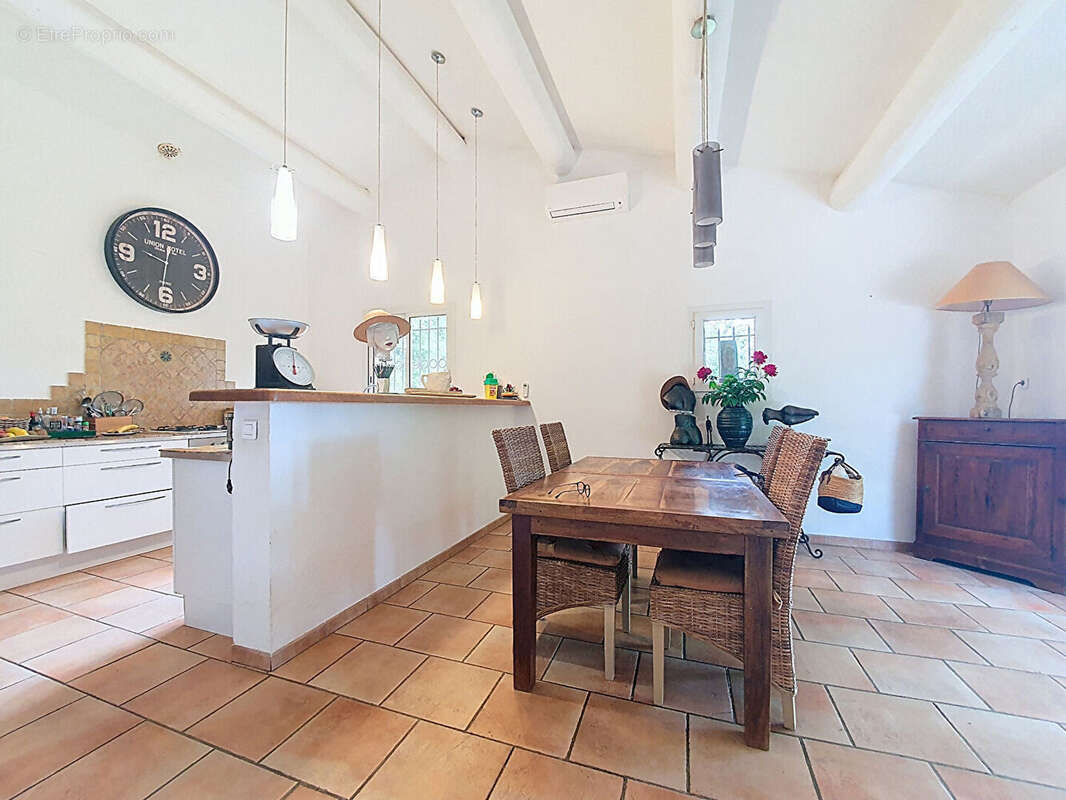 Maison à ROCHEFORT-DU-GARD