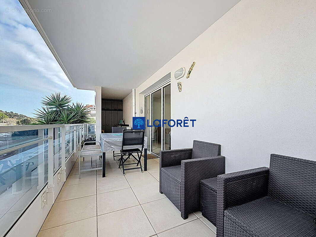 Appartement à CARQUEIRANNE