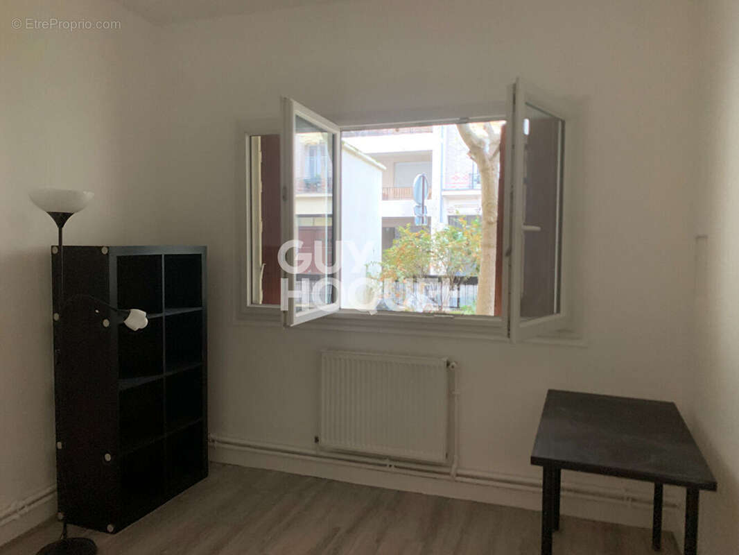Appartement à PARIS-20E
