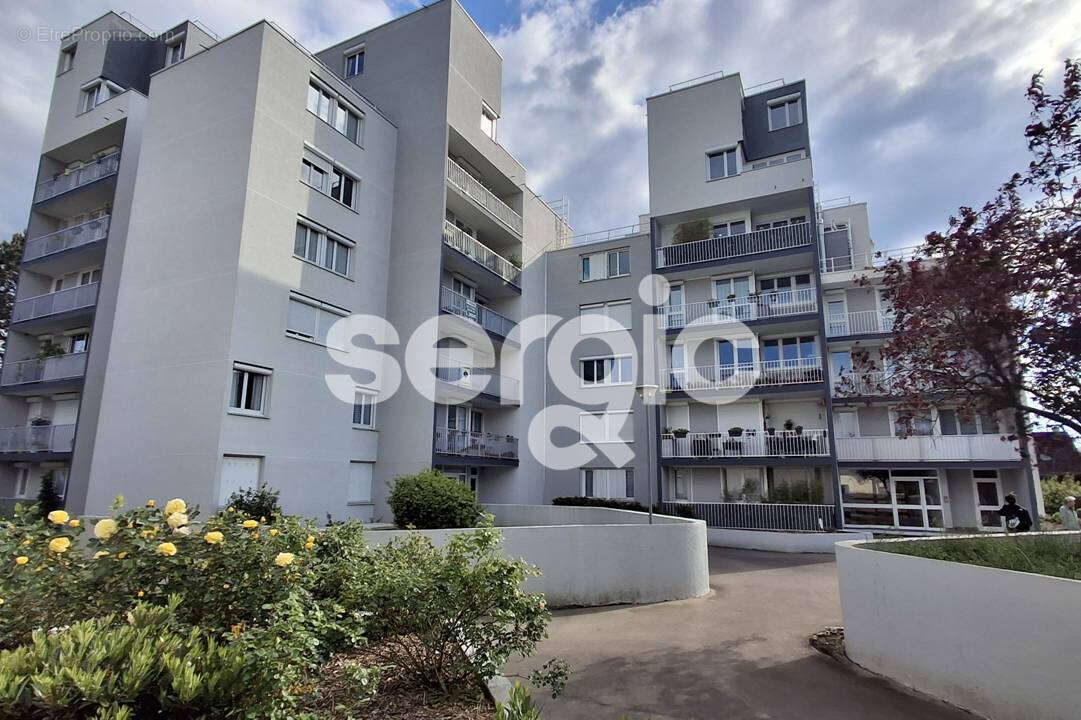 Appartement à QUINCY-SOUS-SENART