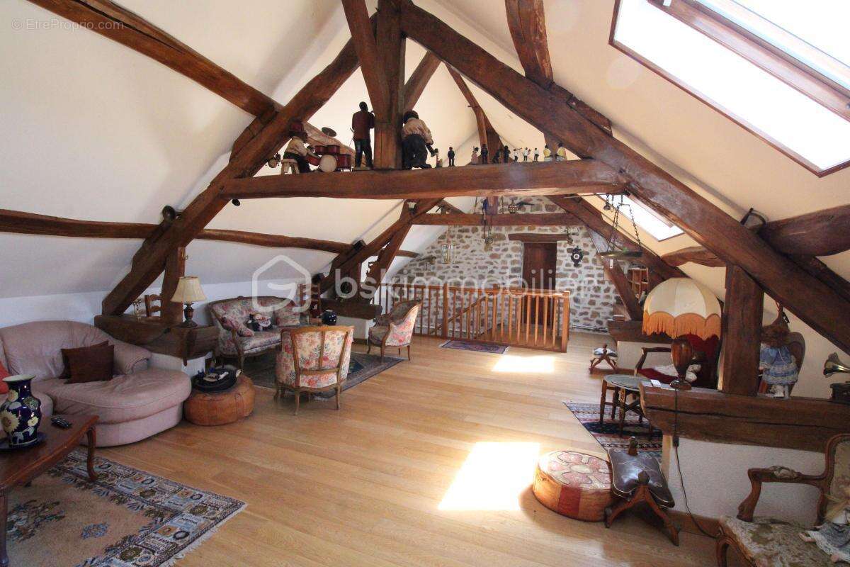 Maison à LA CHAPELLE-RABLAIS