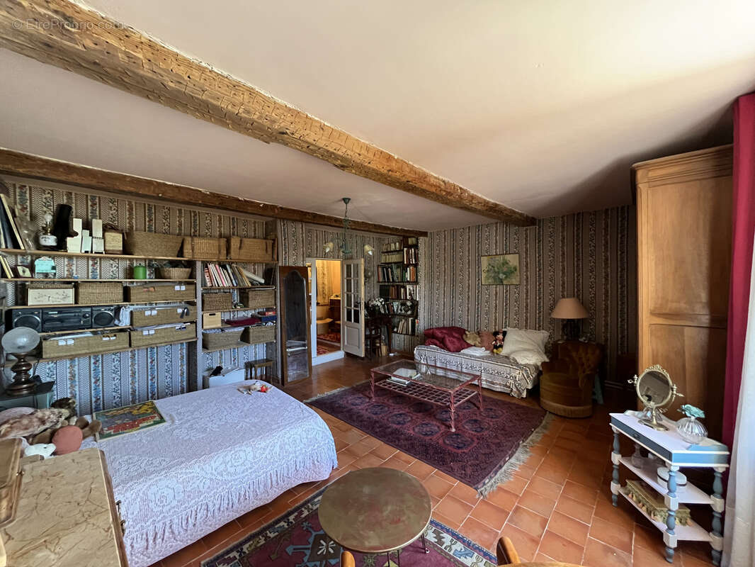 Maison à MONOBLET