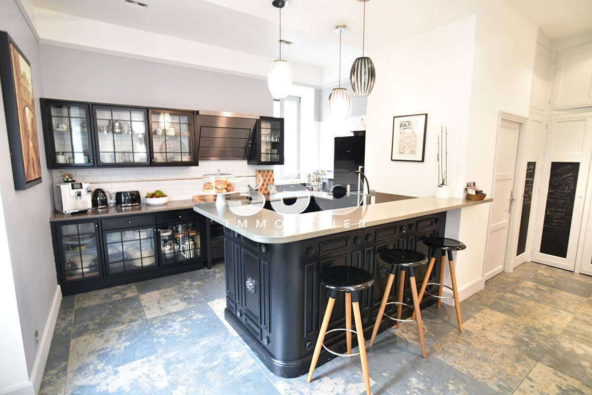 Appartement à AIX-LES-BAINS