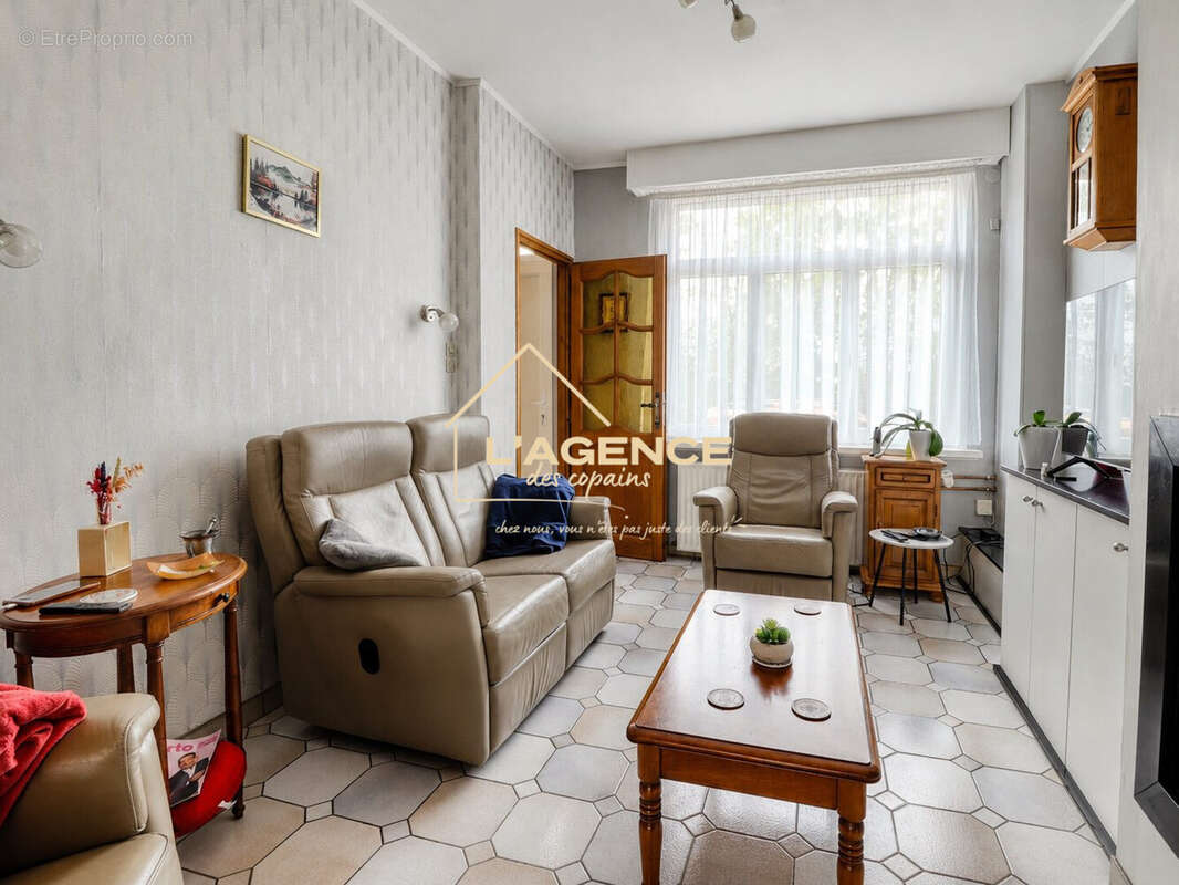 Maison 126 m² à Hazebrouck  - photo 2