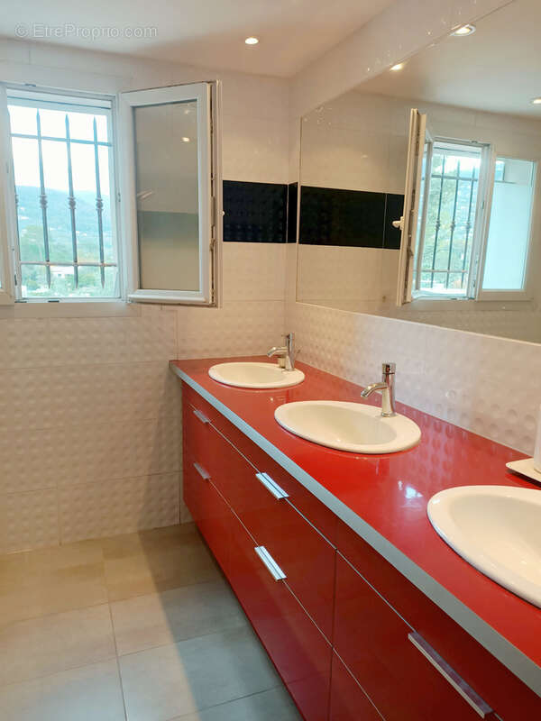 Maison à PEYMEINADE