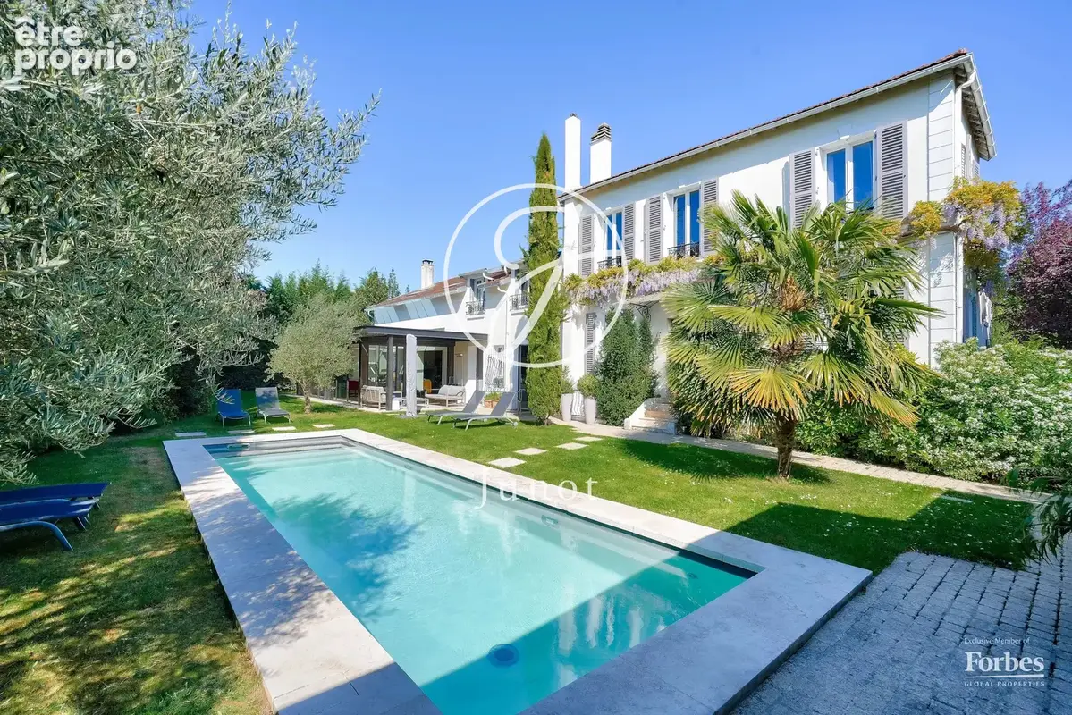 Croissy-sur-Seine - CENTRE - Maison - 5 chambres - 372 m² au sol - Terrain 1000 m². - photo 24