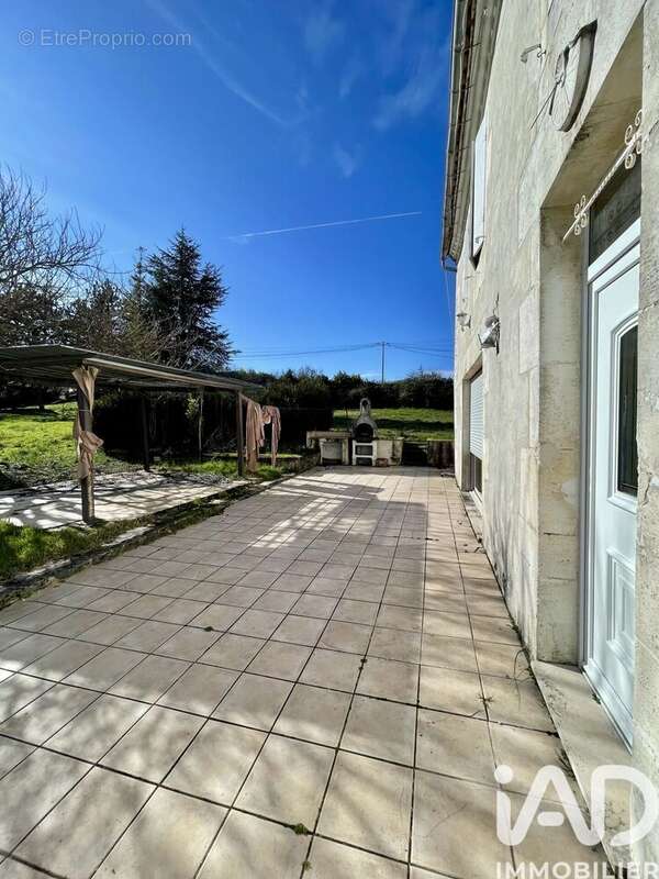 Photo 2 - Maison à SALLES-D'ANGLES