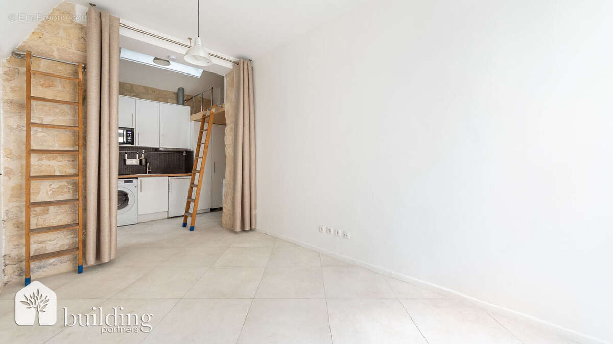 Appartement à PARIS-11E