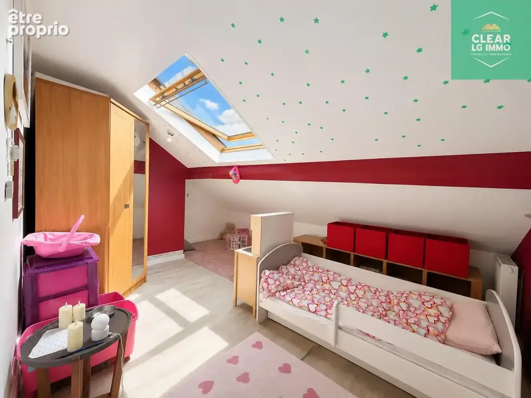 Maison avec jardin et 3 stationnements à vendre - photo 7