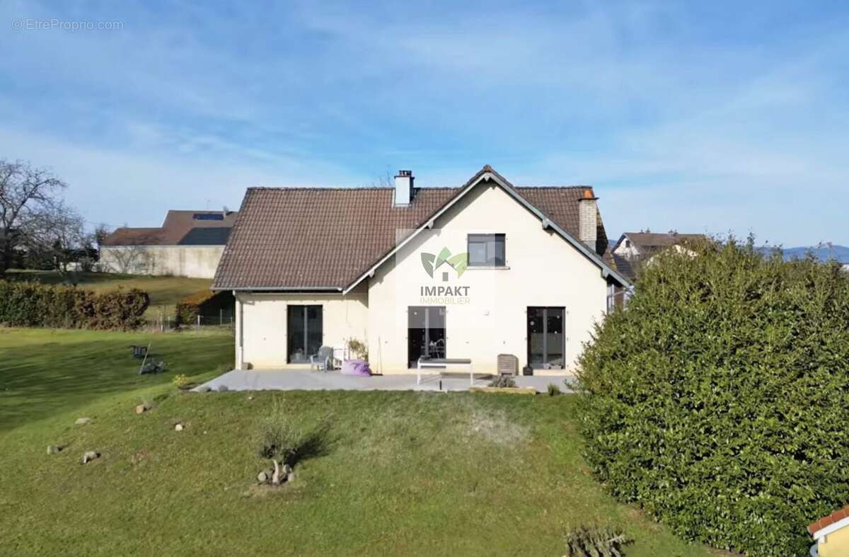 Maison à CHALONVILLARS