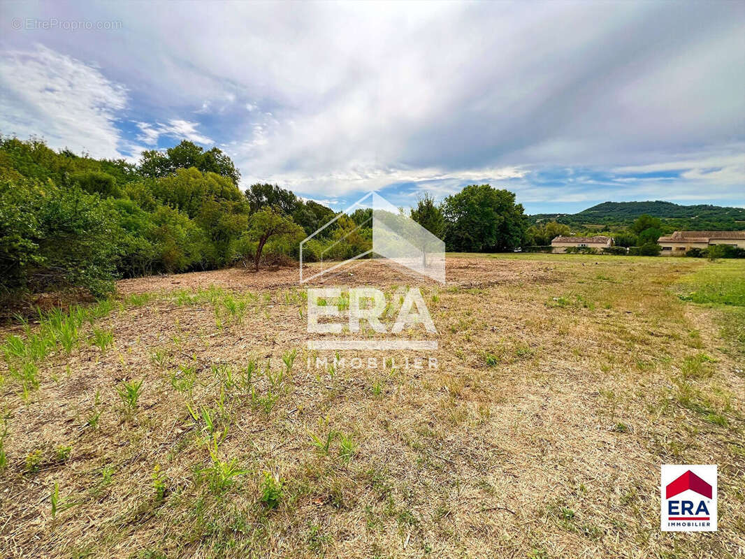 Terrain 2870m² à mormoiron - photo 3