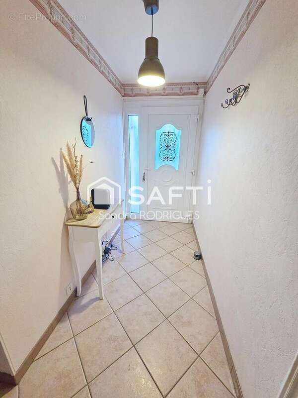 Photo 2 - Maison à LA FERE