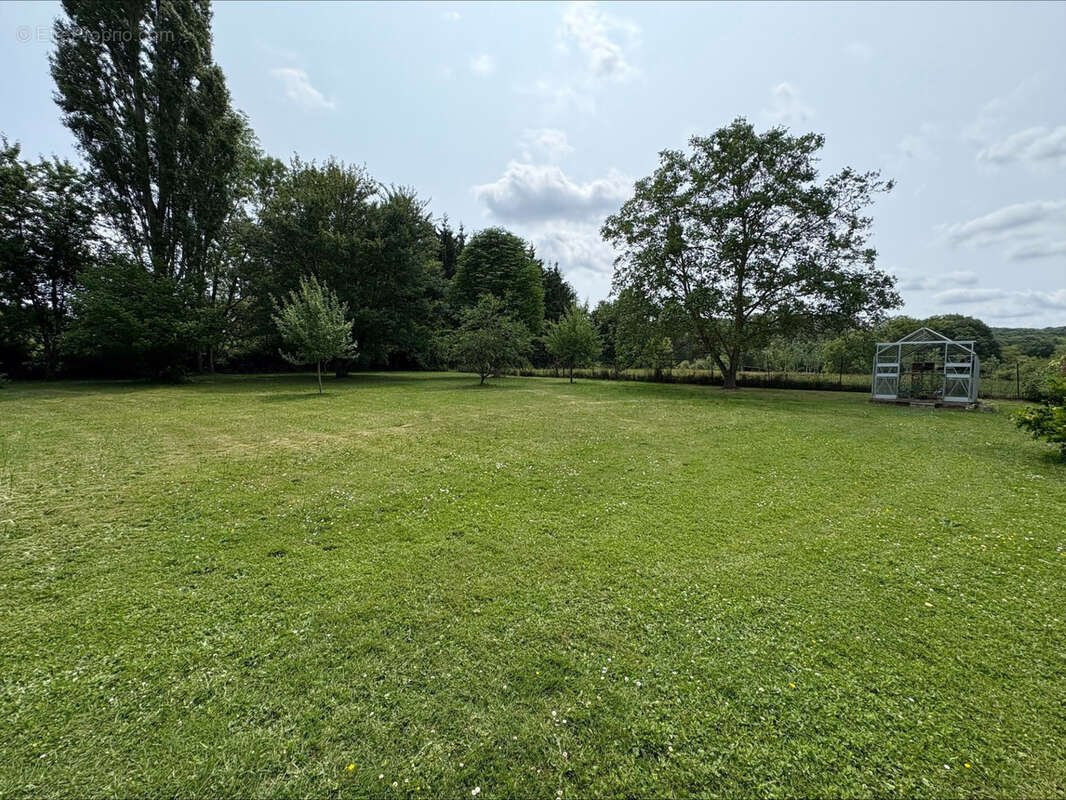 Ully Saint Georges maison de 285m2 - photo 2