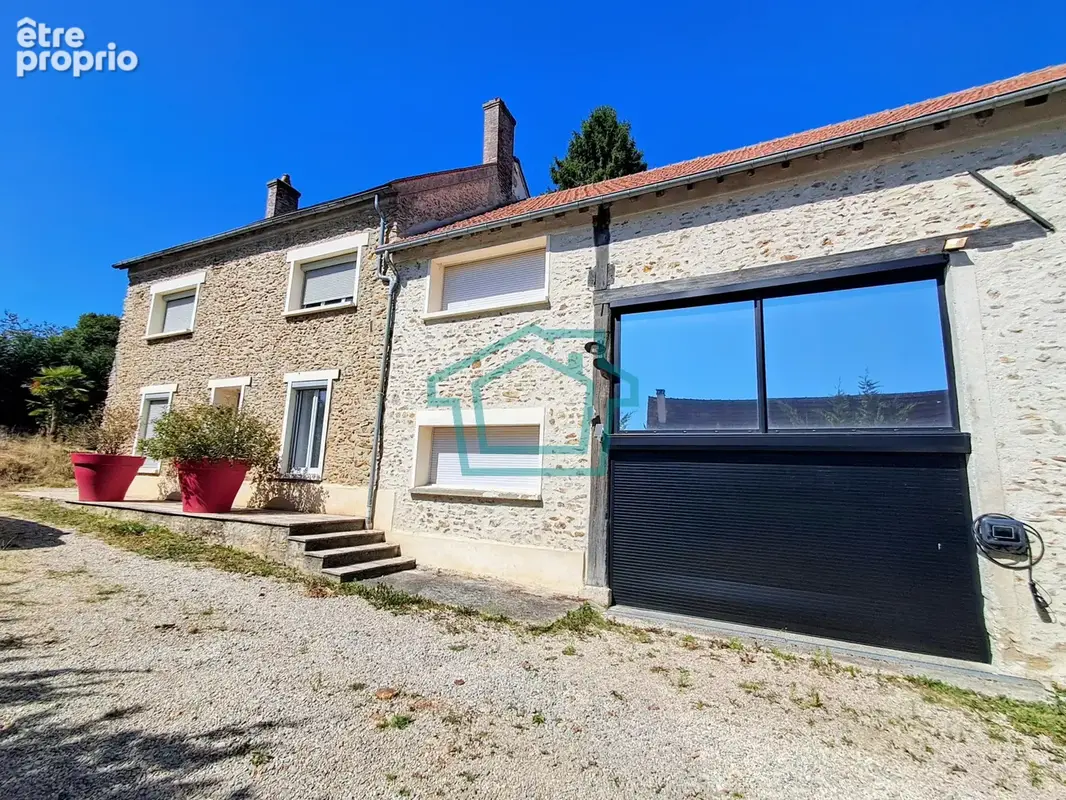 Maison à LA QUEUE-LES-YVELINES