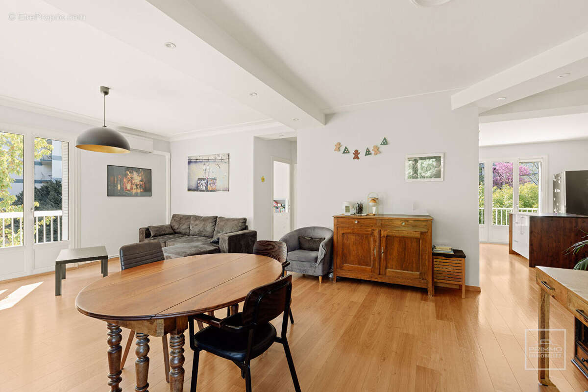 Appartement à LYON-5E