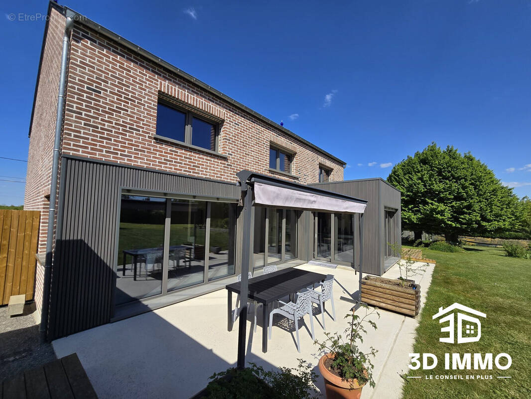 Maison à SARS-POTERIES