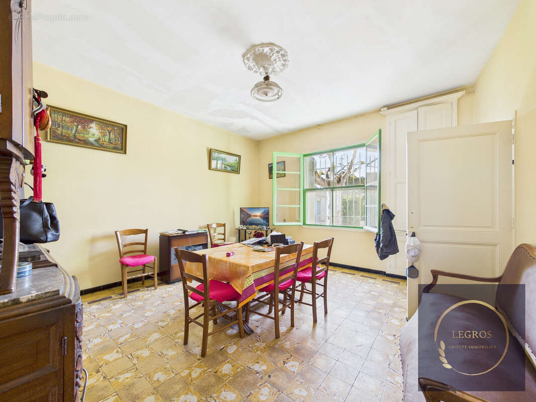 Maison à CHATEAURENARD