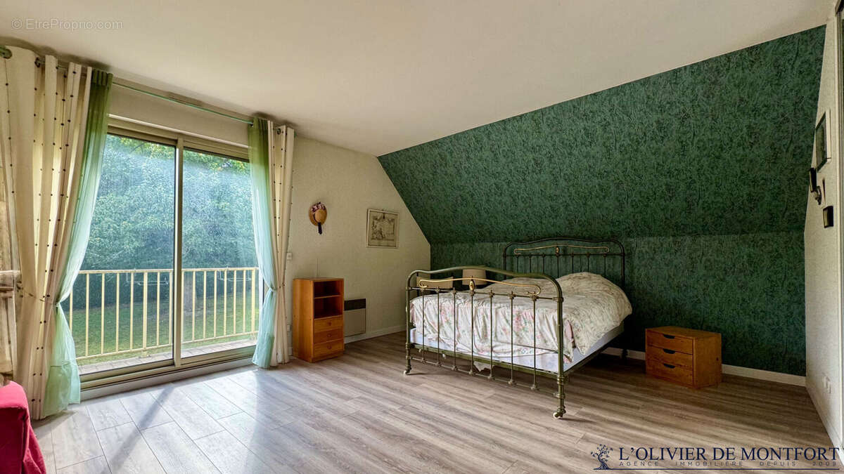 Maison à MONTFORT-L'AMAURY