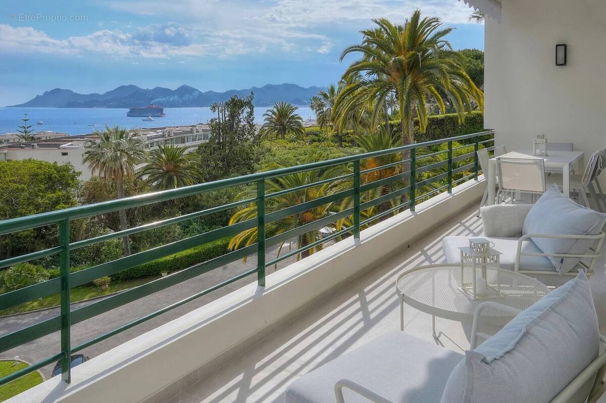 Appartement à CANNES