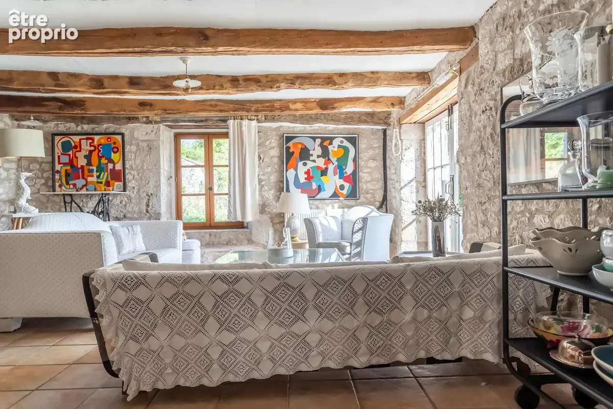 Propriété avec piscine, annexe pour invités, dépendances et vue panoramique - photo 9