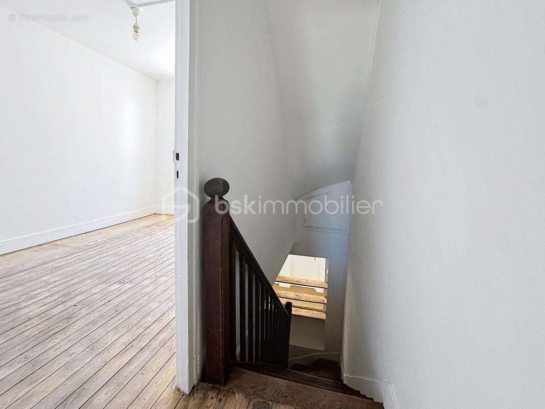 Maison centre ville 2 chambres (poss 3) avec courette - photo 7