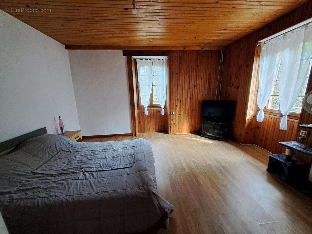 Maison 75 m² à Roquefort  - photo 8