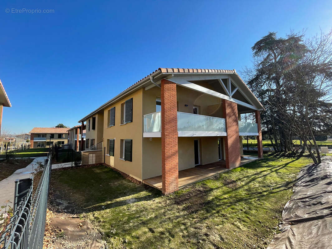 Appartement à POMPERTUZAT