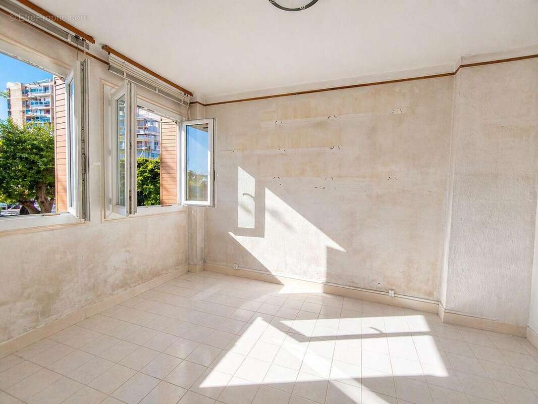   - Appartement à NICE