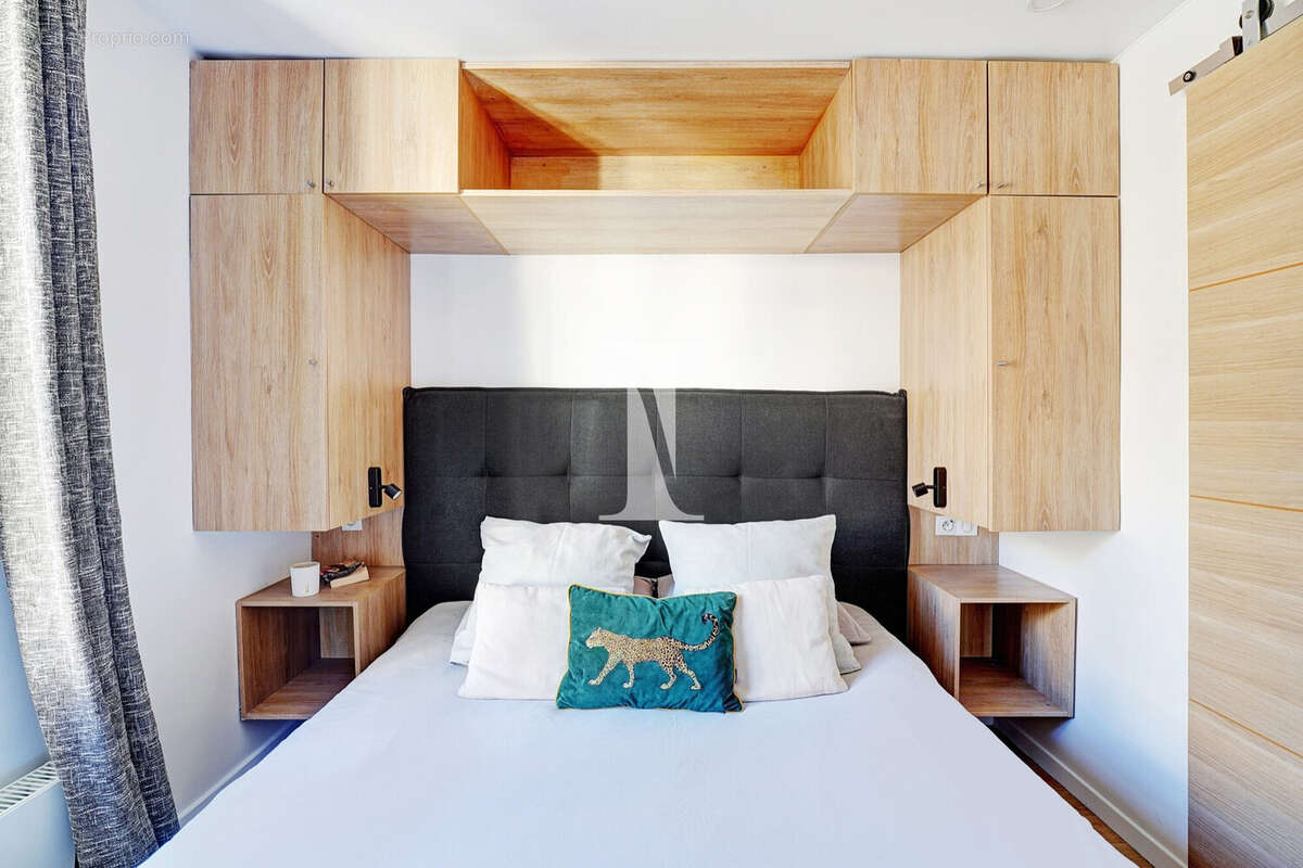 Appartement à PARIS-9E