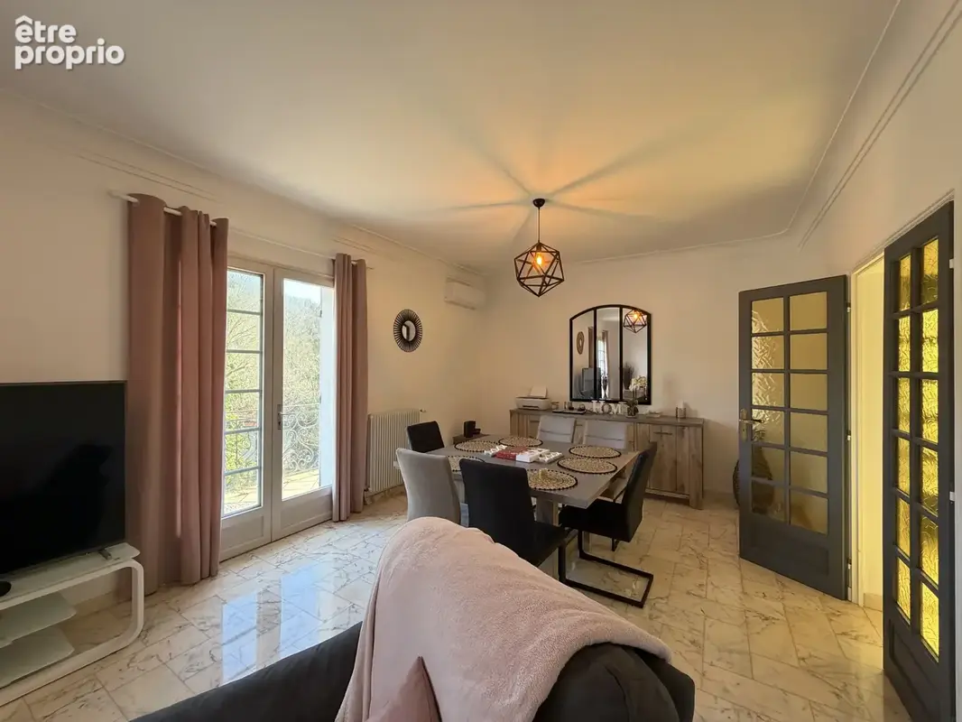 Bajamont - belle villa de construction traditionnelle avec dependances - piscine et parc - photo 8